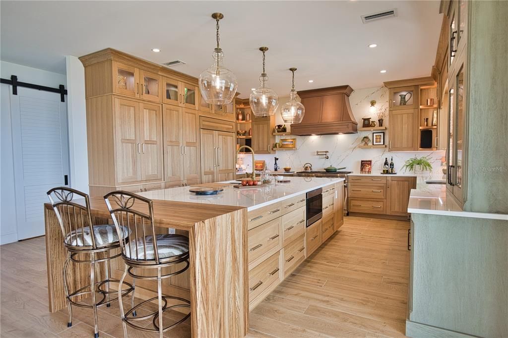 En Venta: $3,850,000 (5 camas, 4 baños, 3967 Pies cuadrados)