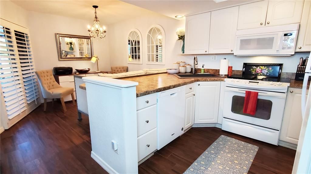 En Venta: $239,000 (1 camas, 1 baños, 700 Pies cuadrados)