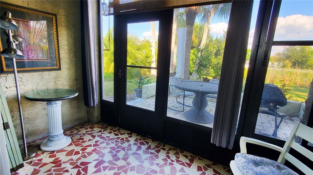 En Venta: $239,000 (1 camas, 1 baños, 700 Pies cuadrados)