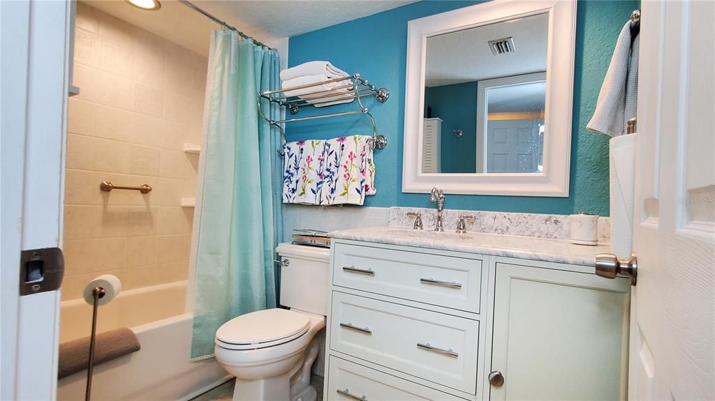 En Venta: $239,000 (1 camas, 1 baños, 700 Pies cuadrados)