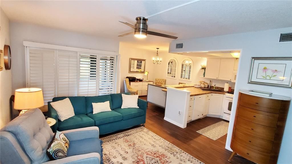 En Venta: $239,000 (1 camas, 1 baños, 700 Pies cuadrados)