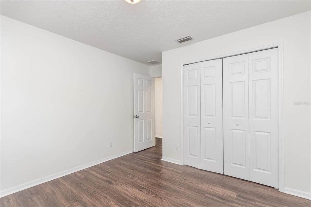 For Sale: $304,900 (3 beds, 2 baths, 1942 Square Feet)