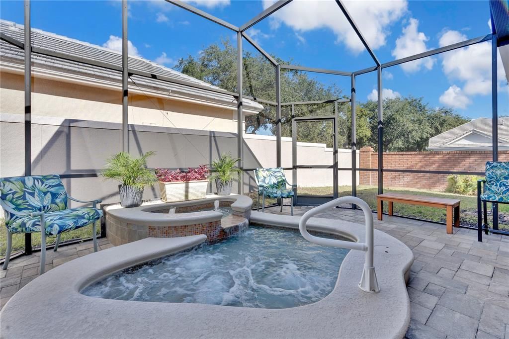 For Sale: $799,000 (3 beds, 3 baths, 2305 Square Feet)