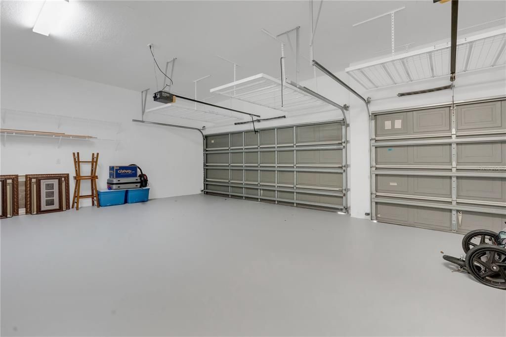 For Sale: $799,000 (3 beds, 3 baths, 2305 Square Feet)