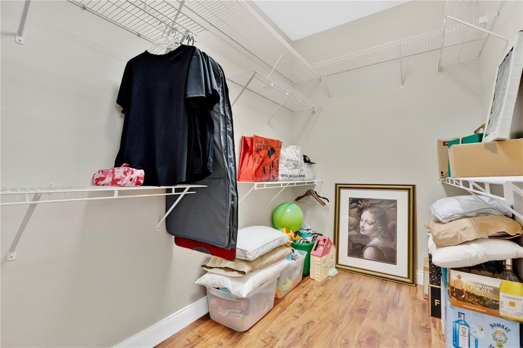 For Sale: $799,000 (3 beds, 3 baths, 2305 Square Feet)