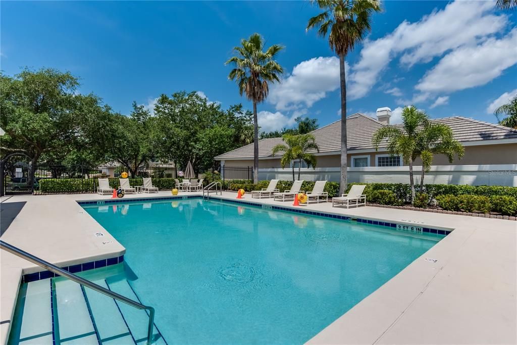 For Sale: $799,000 (3 beds, 3 baths, 2305 Square Feet)