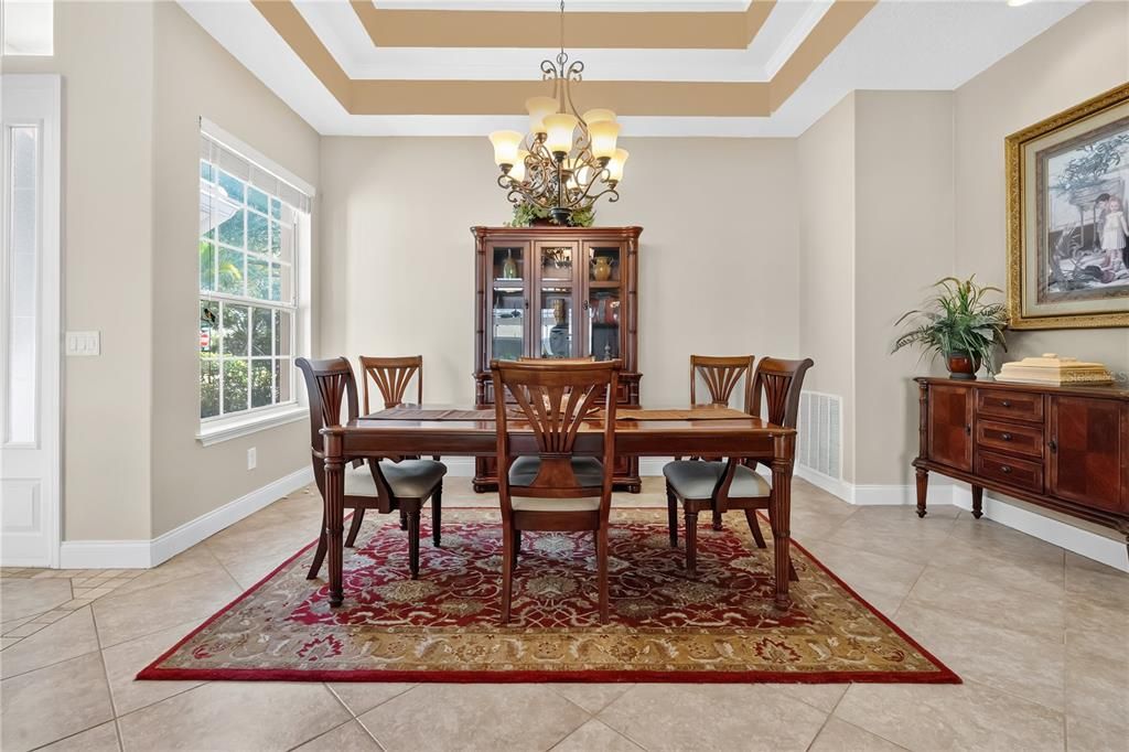 For Sale: $799,000 (3 beds, 3 baths, 2305 Square Feet)