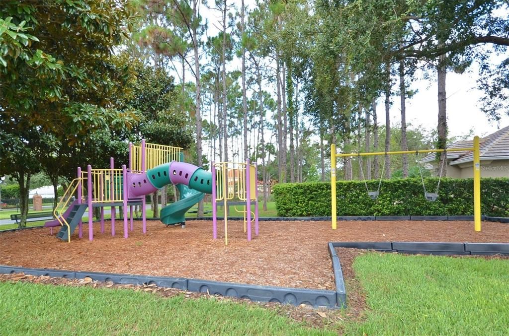 For Sale: $799,000 (3 beds, 3 baths, 2305 Square Feet)