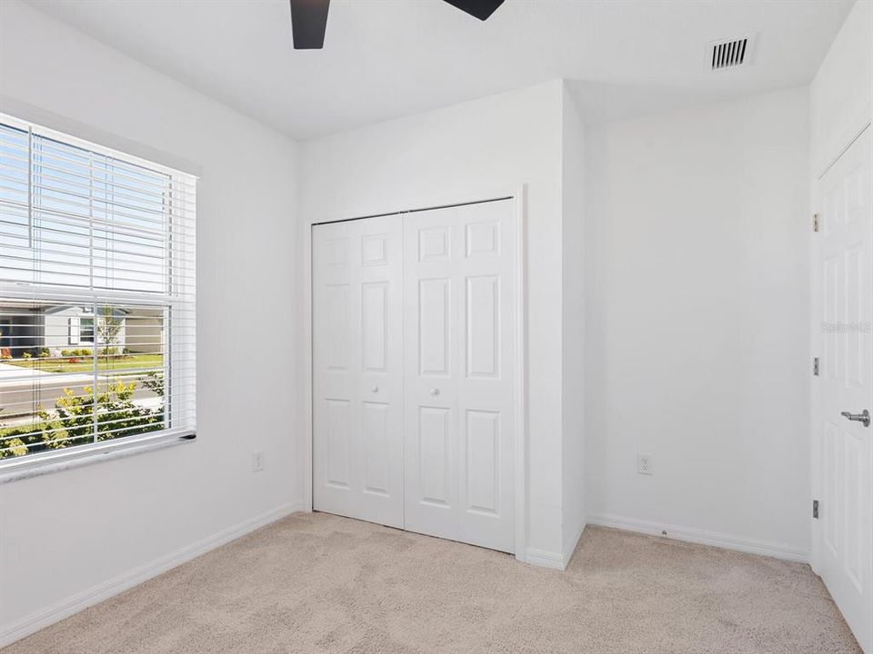 На продажу: $419,000 (4 спален, 3 ванн, 1734 Квадратных фут)