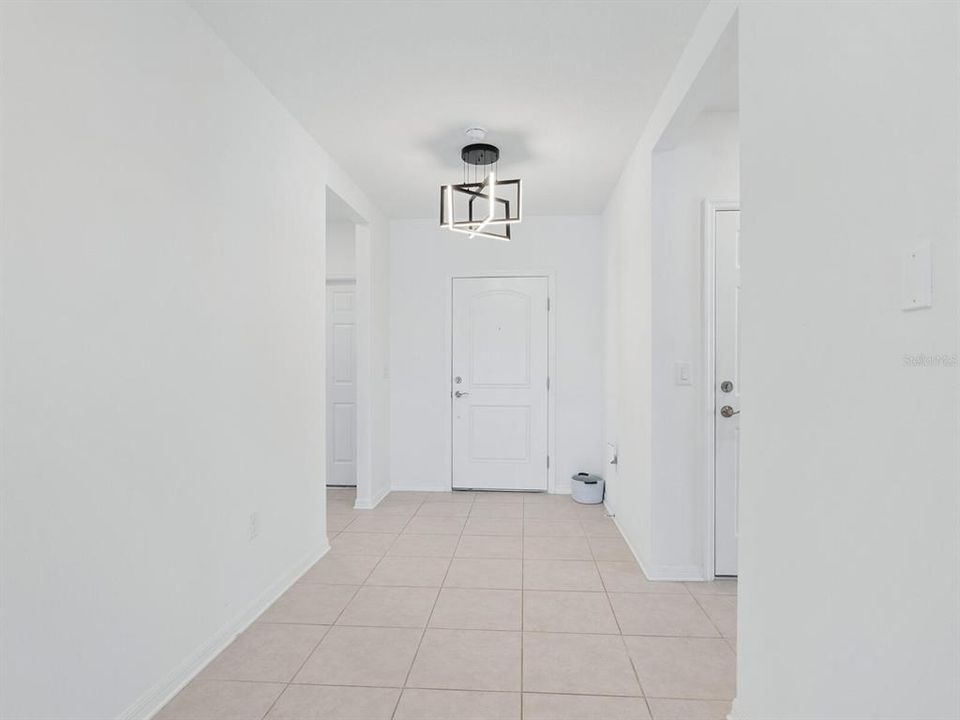 На продажу: $419,000 (4 спален, 3 ванн, 1734 Квадратных фут)