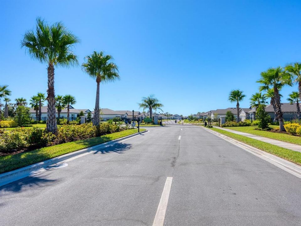 На продажу: $419,000 (4 спален, 3 ванн, 1734 Квадратных фут)