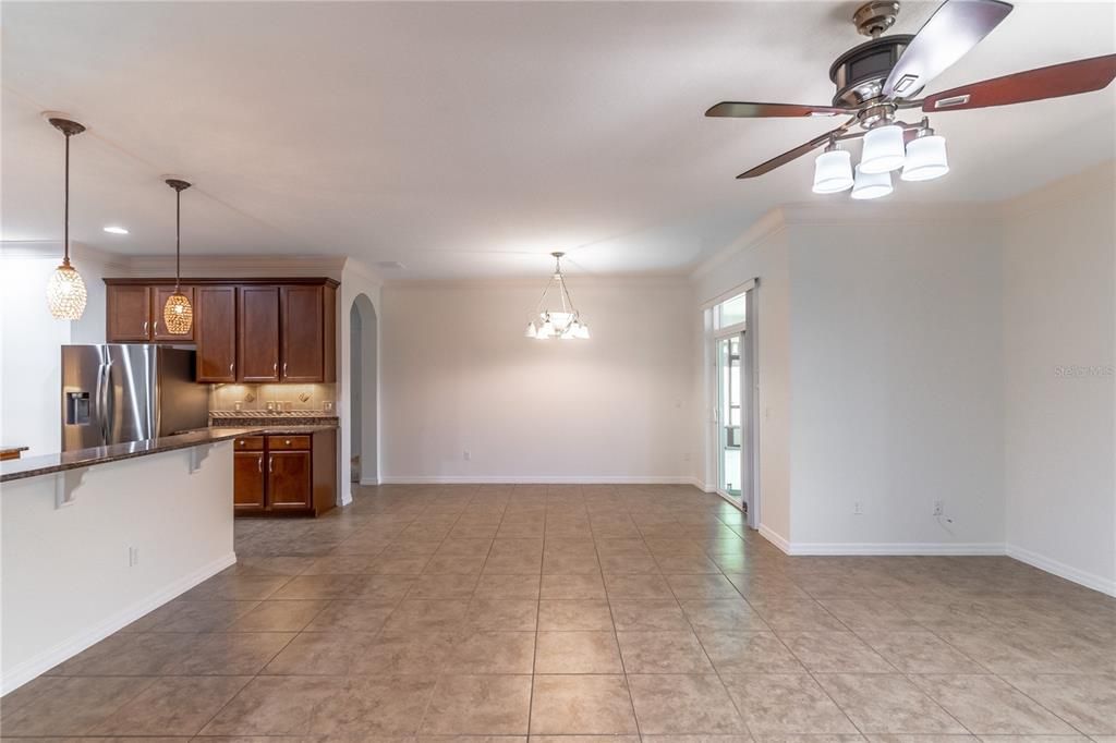 Active With Contract: $550,000 (4 beds, 3 baths, 3087 Square Feet)