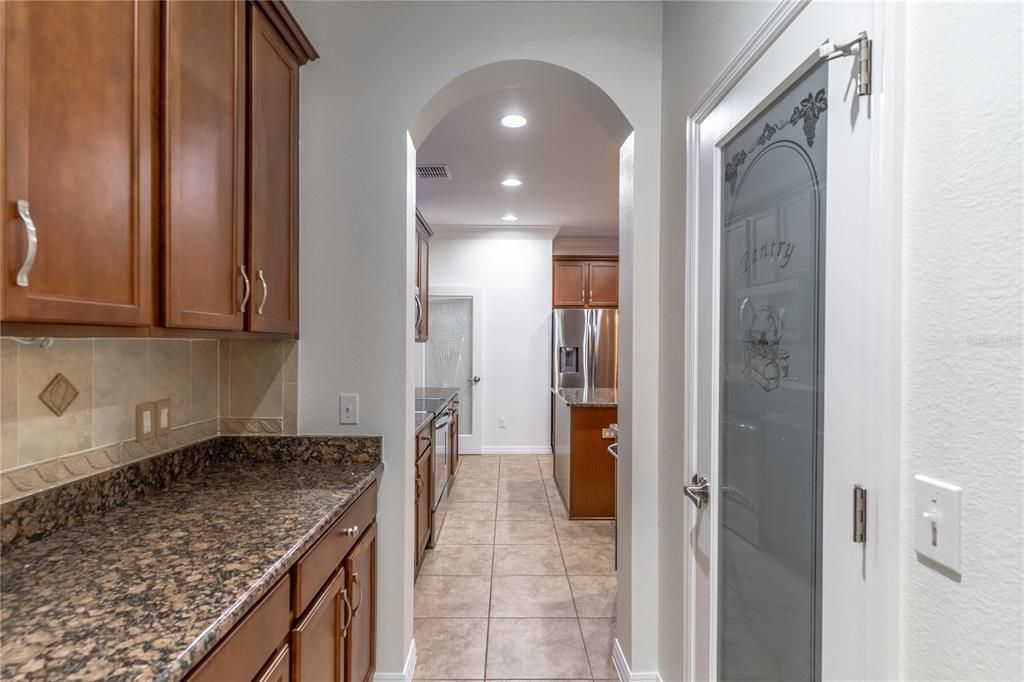Active With Contract: $550,000 (4 beds, 3 baths, 3087 Square Feet)