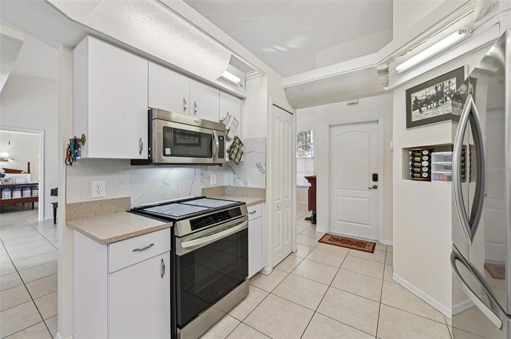 待售: $448,000 (3 贝兹, 2 浴室, 1758 平方英尺)