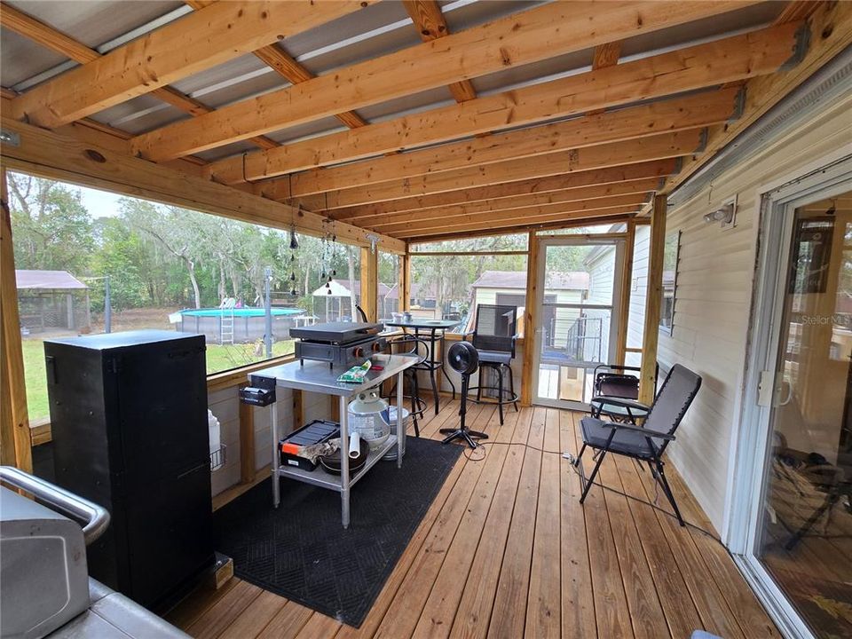 For Sale: $354,900 (4 beds, 2 baths, 2280 Square Feet)