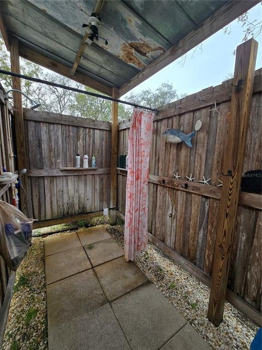 For Sale: $354,900 (4 beds, 2 baths, 2280 Square Feet)