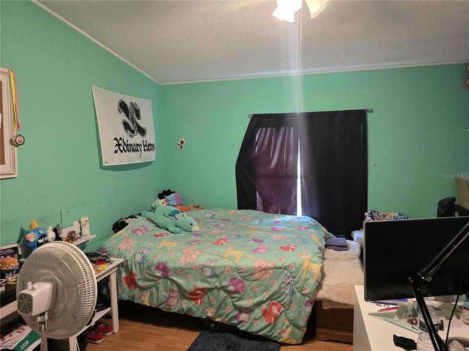 For Sale: $354,900 (4 beds, 2 baths, 2280 Square Feet)