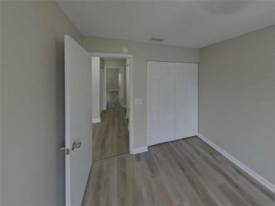 合同活跃: $1,929 (3 贝兹, 2 浴室, 1339 平方英尺)