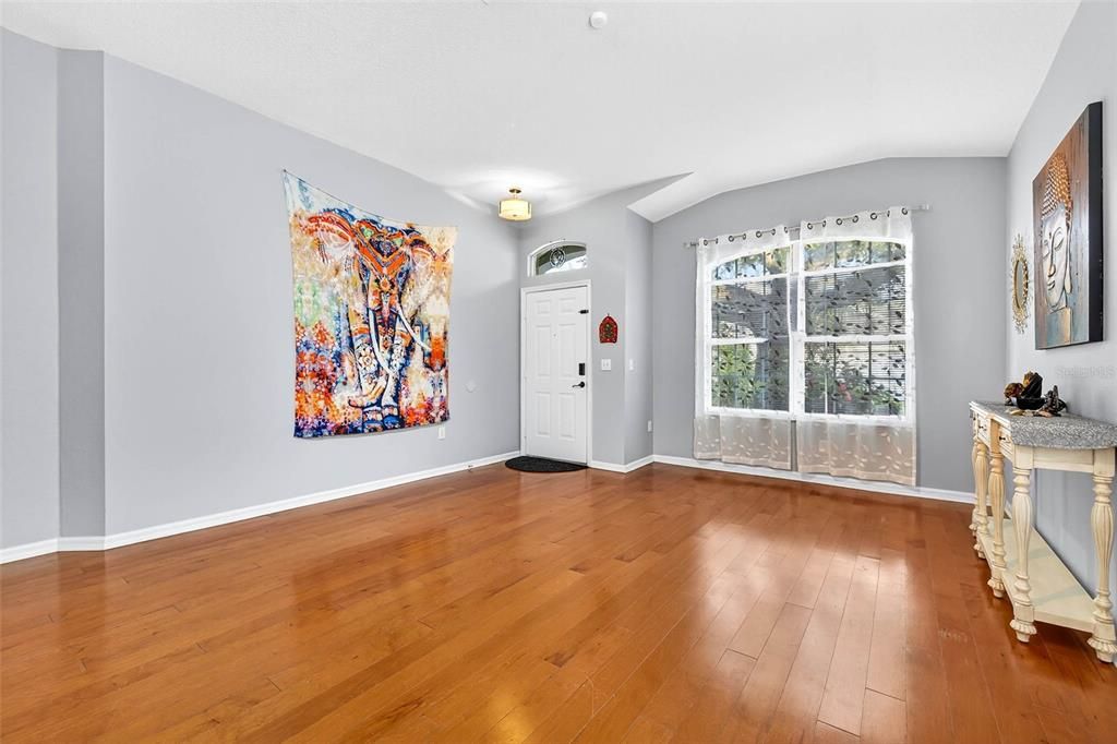 En Renta: $2,600 (3 camas, 2 baños, 1689 Pies cuadrados)