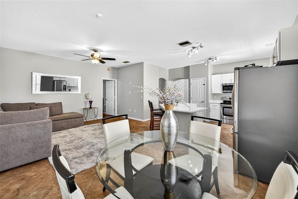 En Renta: $2,600 (3 camas, 2 baños, 1689 Pies cuadrados)