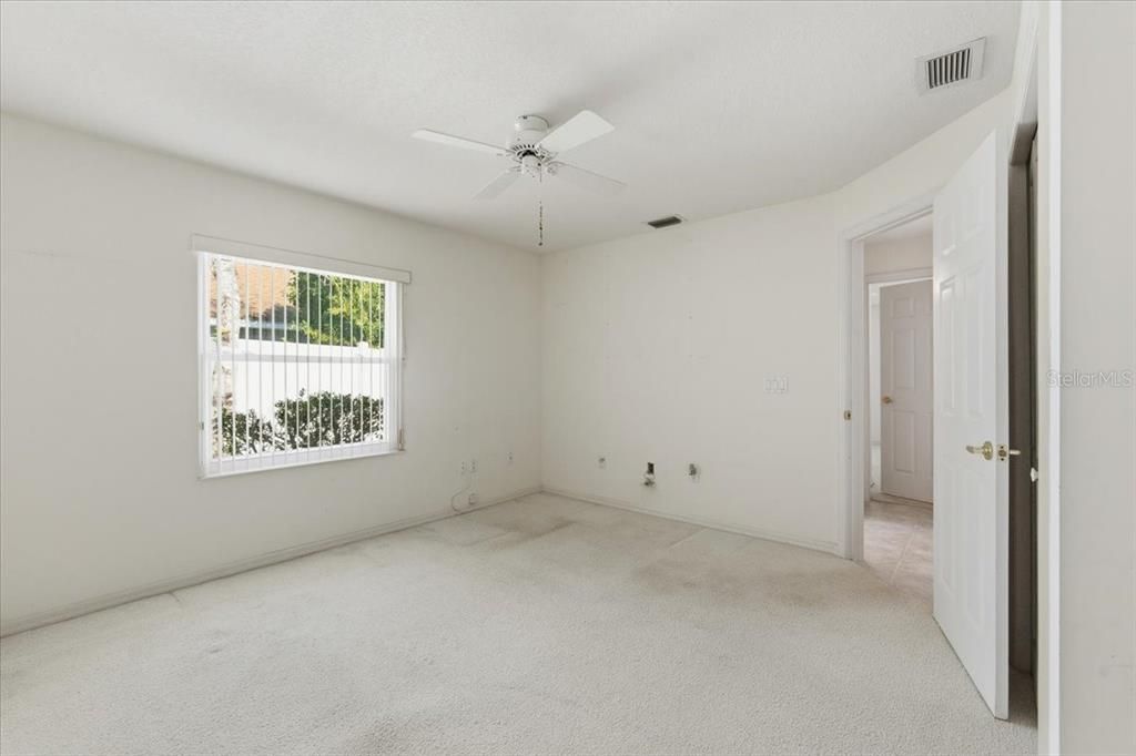 Active With Contract: $299,875 (3 beds, 2 baths, 2034 Square Feet)