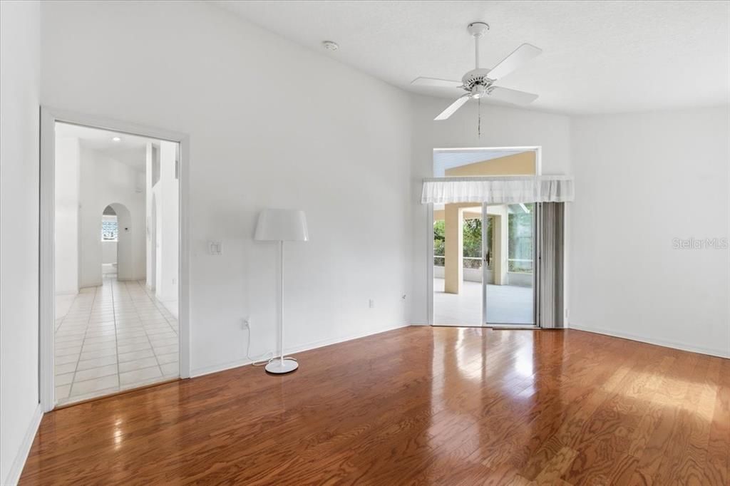 Active With Contract: $299,875 (3 beds, 2 baths, 2034 Square Feet)