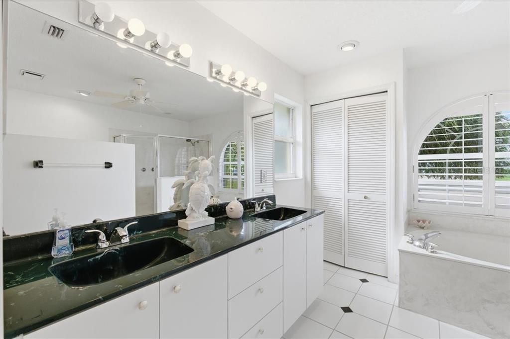 Active With Contract: $299,875 (3 beds, 2 baths, 2034 Square Feet)