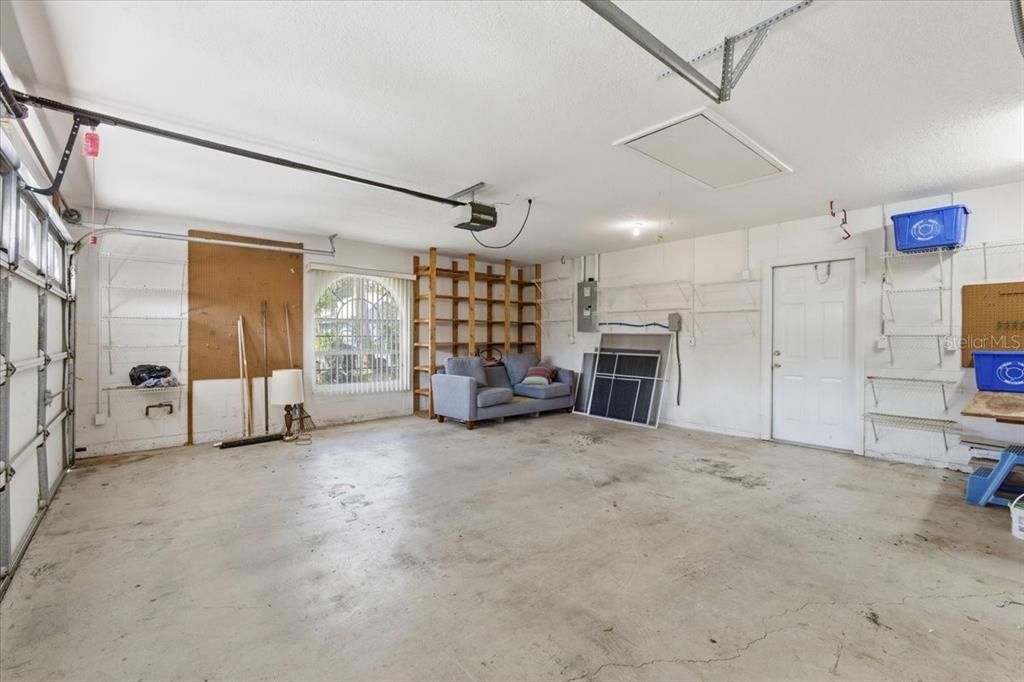 Active With Contract: $299,875 (3 beds, 2 baths, 2034 Square Feet)