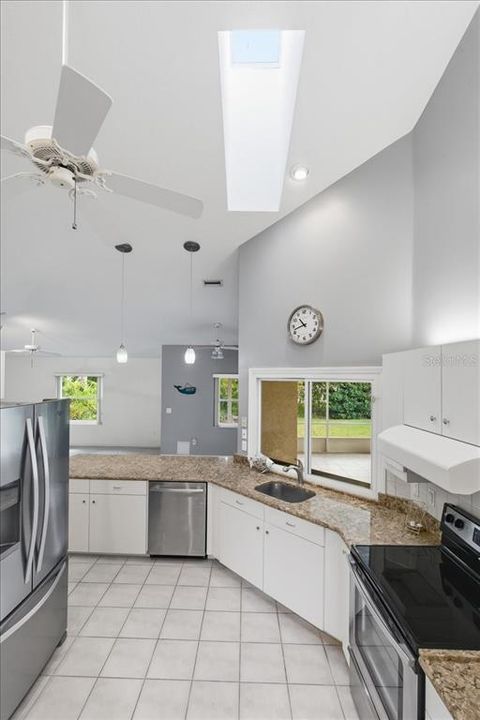 Active With Contract: $299,875 (3 beds, 2 baths, 2034 Square Feet)