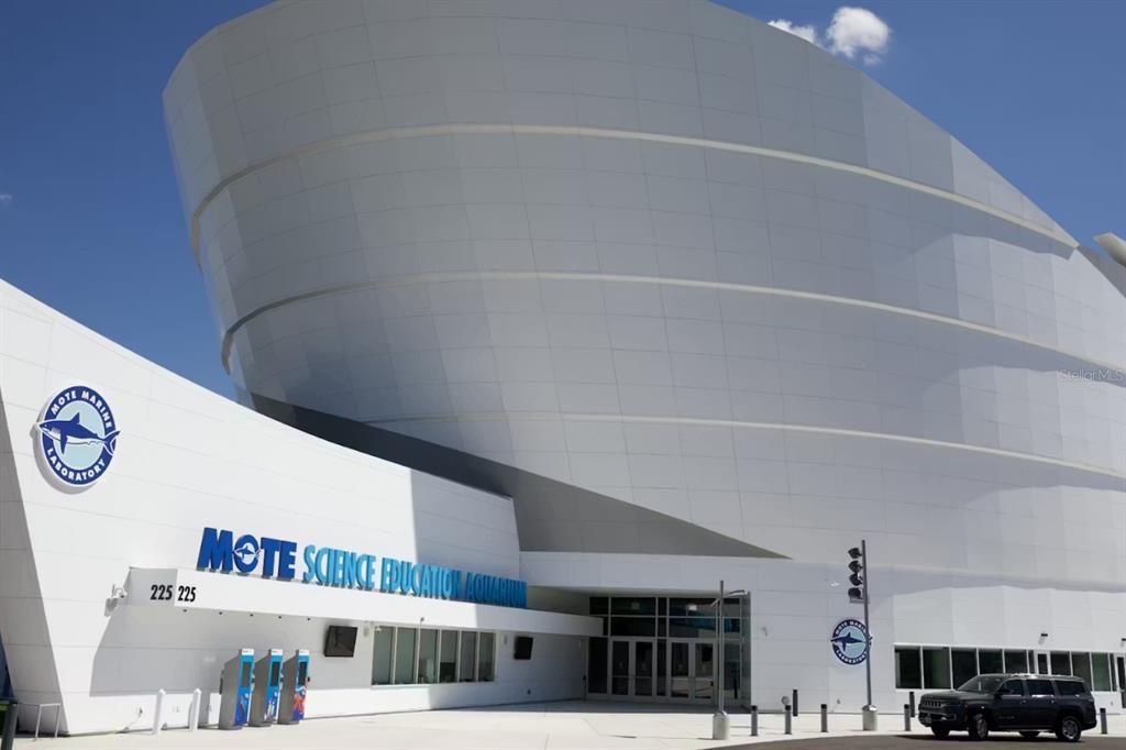 На продажу: $250,000 (2 спален, 2 ванн, 1080 Квадратных фут)