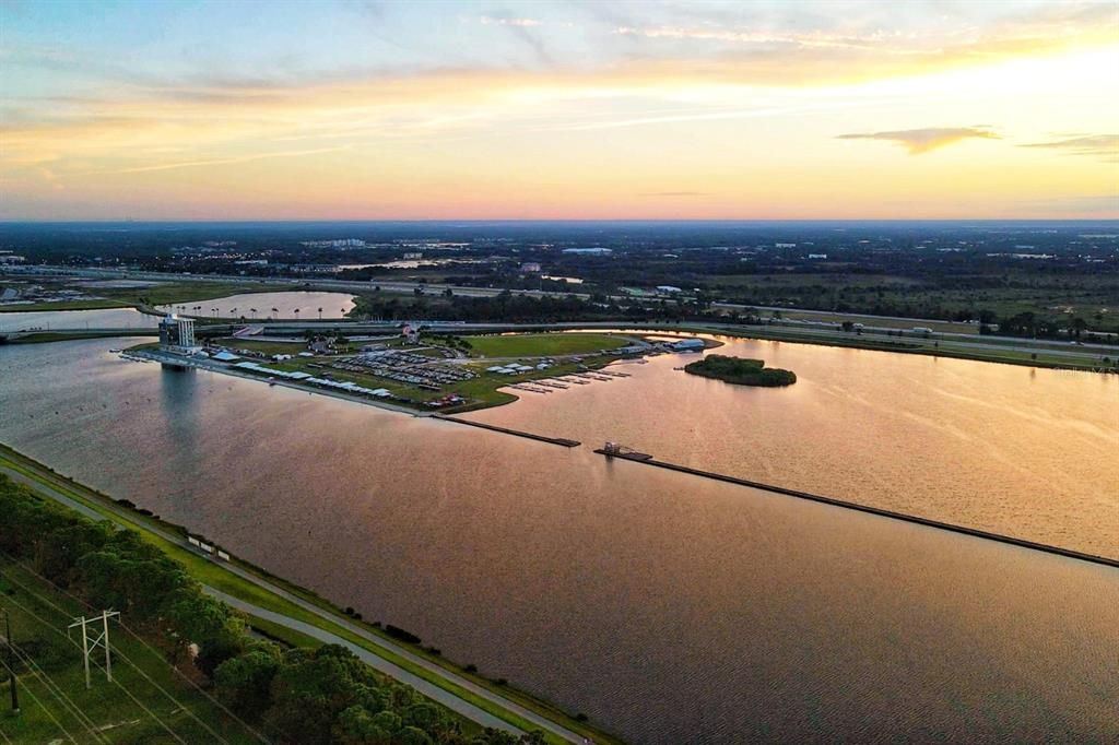 На продажу: $250,000 (2 спален, 2 ванн, 1080 Квадратных фут)