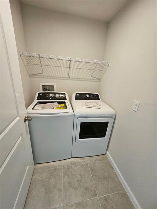 For Rent: $2,299 (3 beds, 2 baths, 2046 Square Feet)