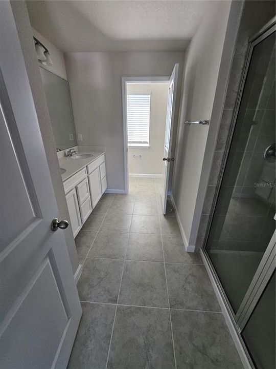 For Rent: $2,299 (3 beds, 2 baths, 2046 Square Feet)