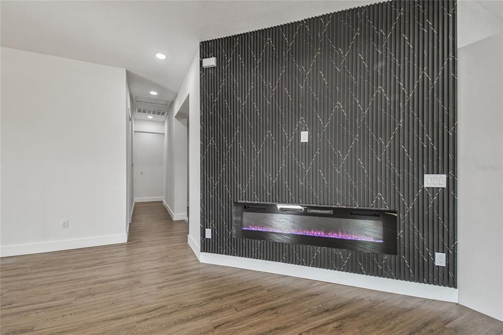 En Venta: $450,000 (4 camas, 3 baños, 2687 Pies cuadrados)