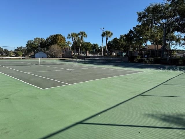 Под контрактом: $417,500 (3 спален, 2 ванн, 1622 Квадратных фут)