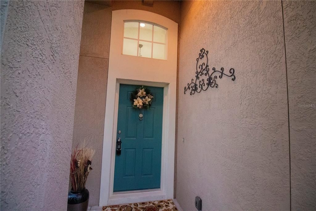 Под контрактом: $417,500 (3 спален, 2 ванн, 1622 Квадратных фут)