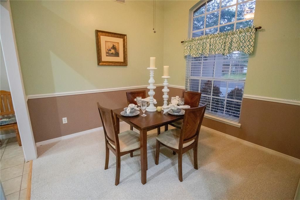 Под контрактом: $417,500 (3 спален, 2 ванн, 1622 Квадратных фут)