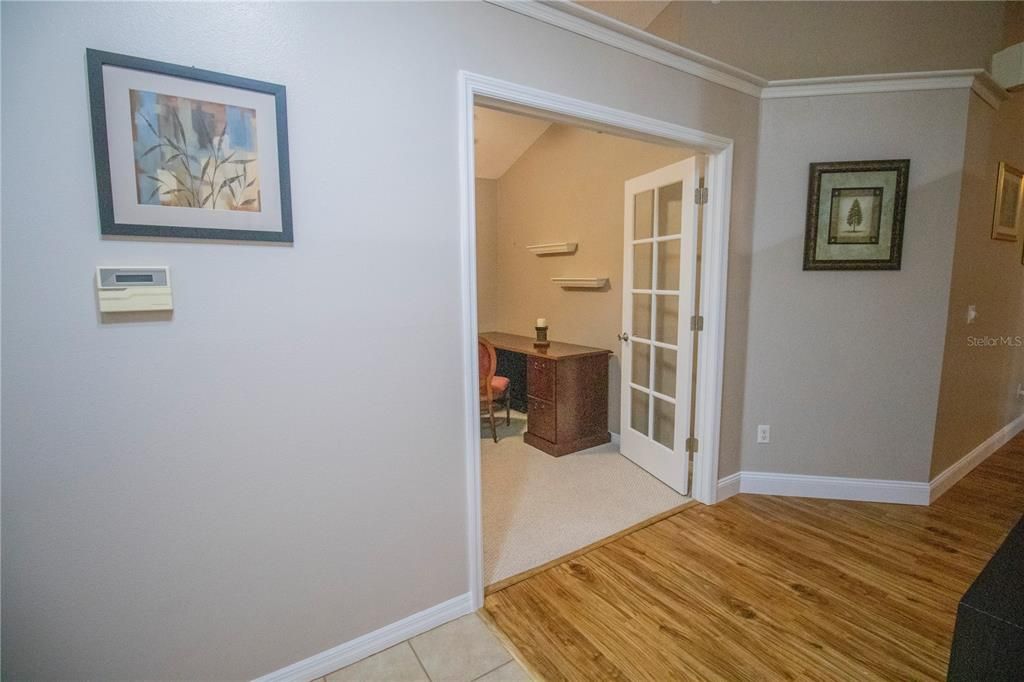 Под контрактом: $417,500 (3 спален, 2 ванн, 1622 Квадратных фут)