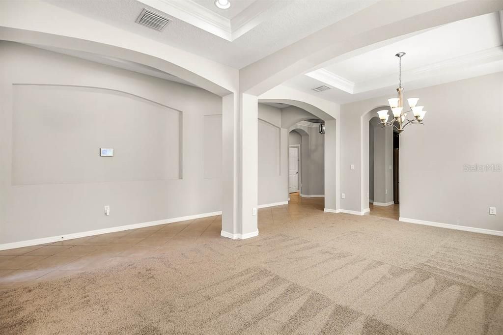 For Rent: $2,950 (4 beds, 3 baths, 2340 Square Feet)