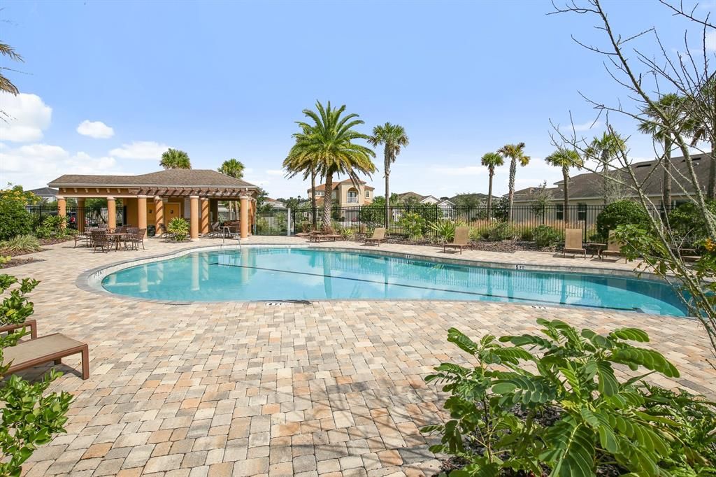 For Rent: $2,950 (4 beds, 3 baths, 2340 Square Feet)