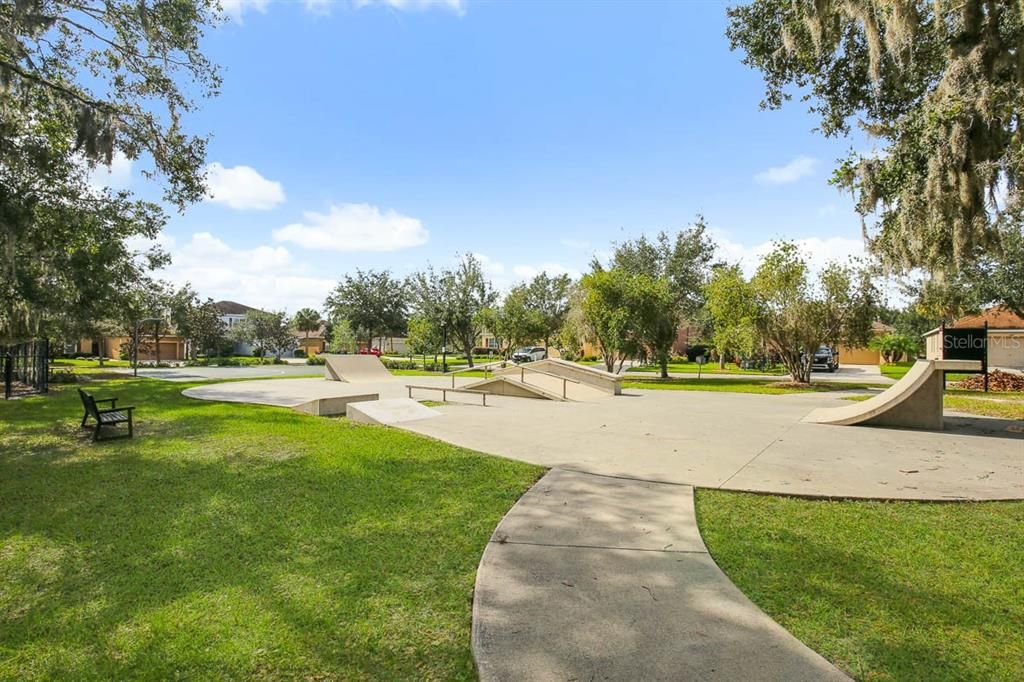 For Rent: $2,950 (4 beds, 3 baths, 2340 Square Feet)