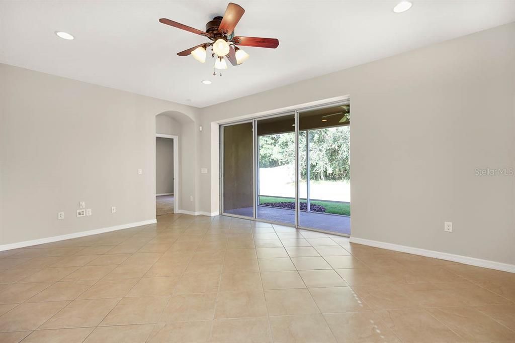 For Rent: $2,950 (4 beds, 3 baths, 2340 Square Feet)