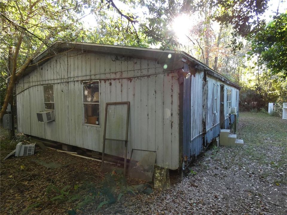 待售: $165,000 (5.20 acres)