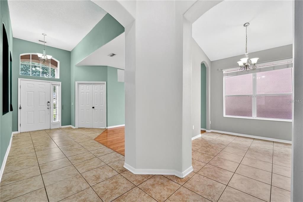 出租: $2,500 (3 贝兹, 2 浴室, 2048 平方英尺)