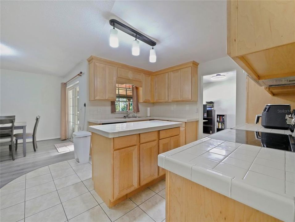 For Sale: $415,000 (4 beds, 2 baths, 1615 Square Feet)