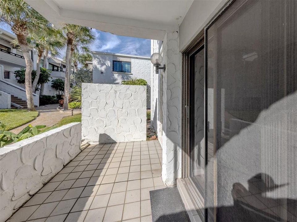 На продажу: $519,900 (2 спален, 2 ванн, 934 Квадратных фут)