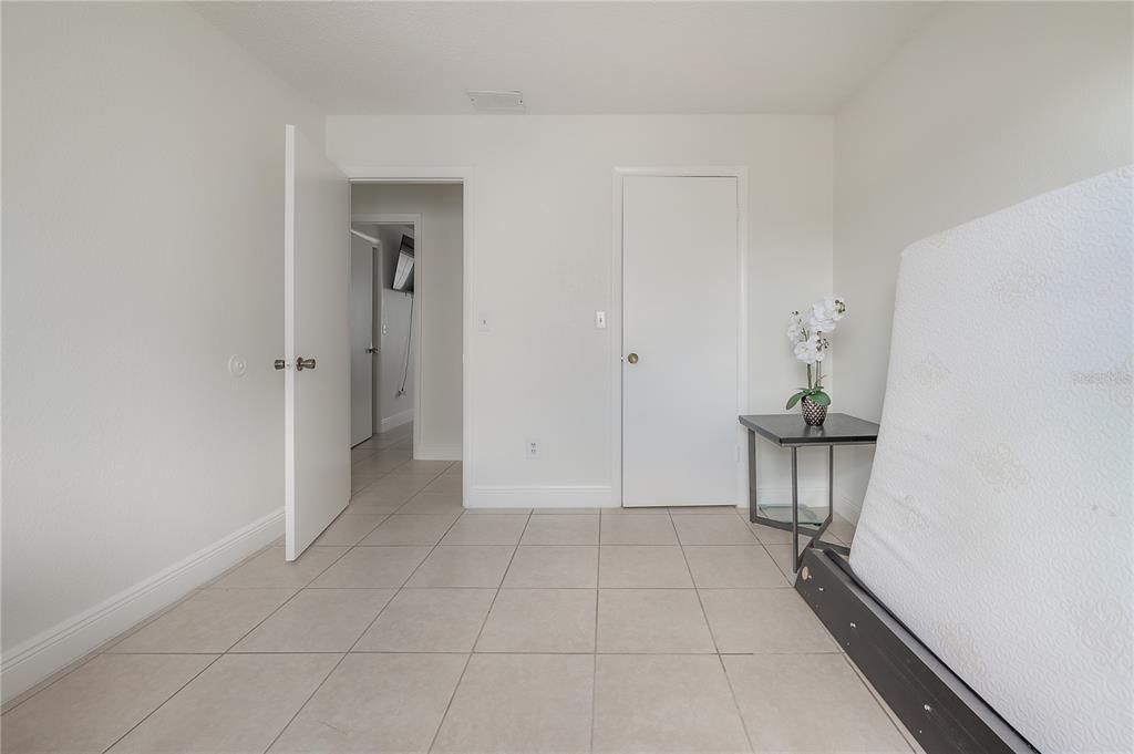 For Sale: $170,000 (3 beds, 2 baths, 1226 Square Feet)