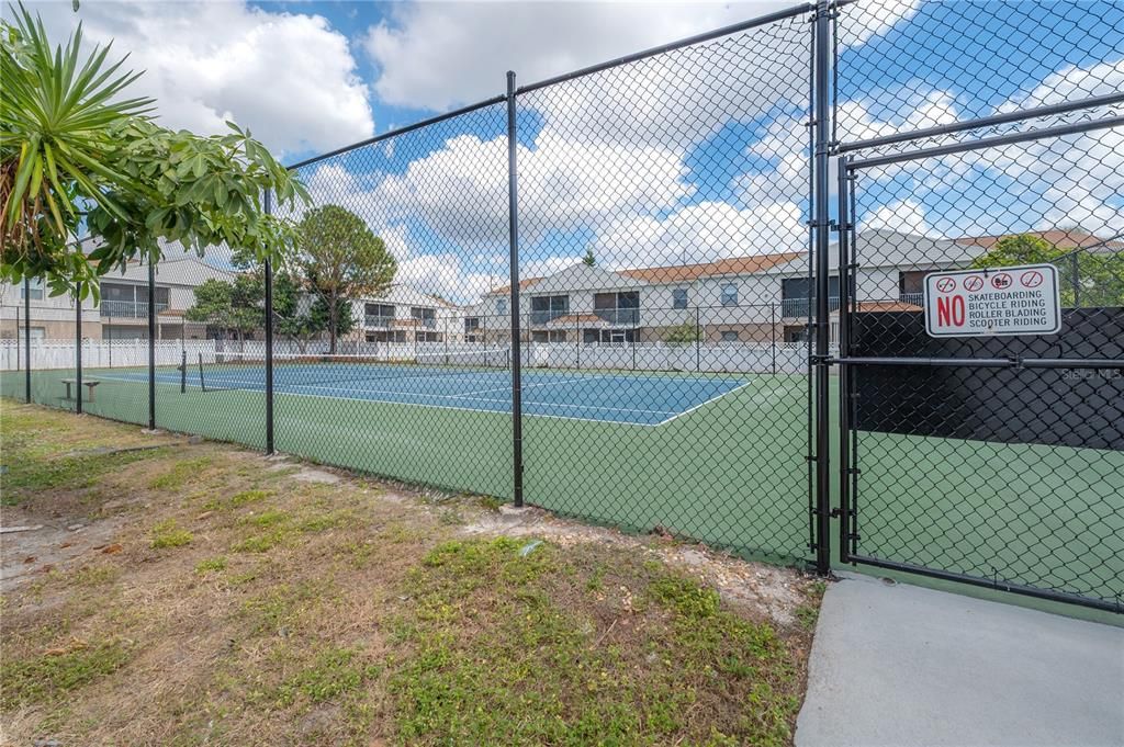 For Sale: $170,000 (3 beds, 2 baths, 1226 Square Feet)