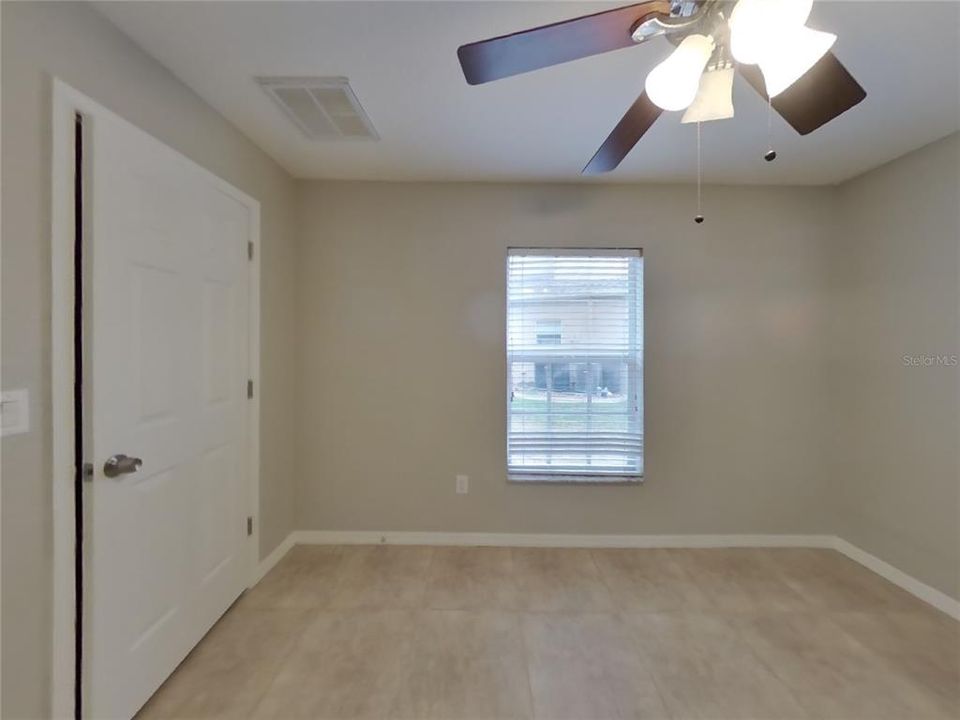 出租: $2,539 (5 贝兹, 3 浴室, 2538 平方英尺)