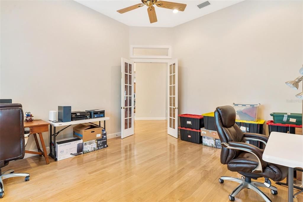 En Venta: $750,000 (4 camas, 3 baños, 3836 Pies cuadrados)